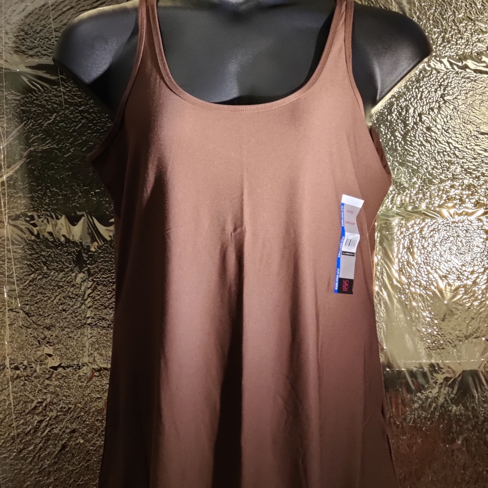 Tops - Picture 4 of 7